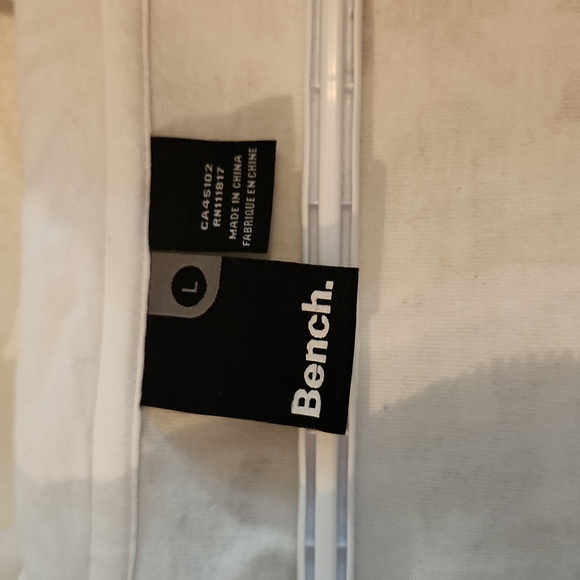 Bench Zipup - Picture 3 of 4